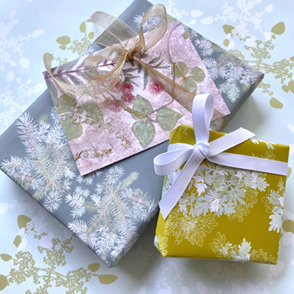 Gardener Delight Gift Wrap Set by Ennulat Designs